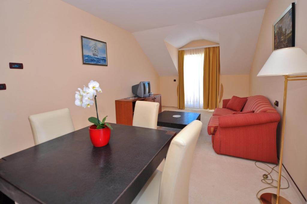 Villa Kastel Povljana Kamer foto